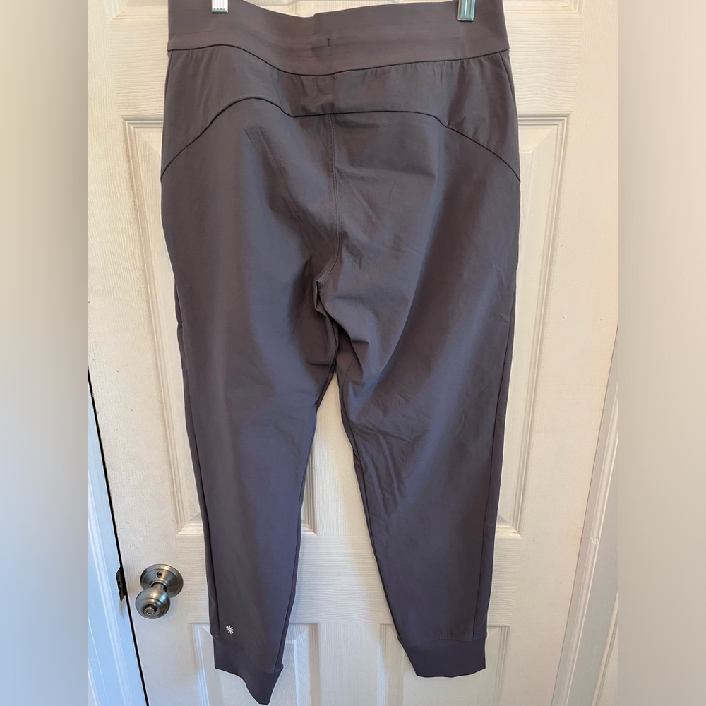 Athleta Highlands Hybrid Mid-Rise Joggers - Picture 3 of 6
